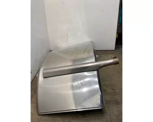 KENWORTH T680 Fender Extension