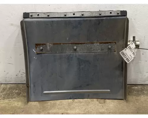 KENWORTH T680 Fender Extension