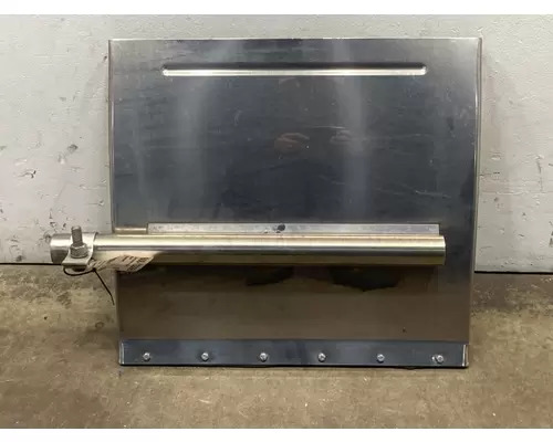 KENWORTH T680 Fender Extension