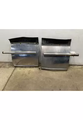 KENWORTH T680 Fender Extension