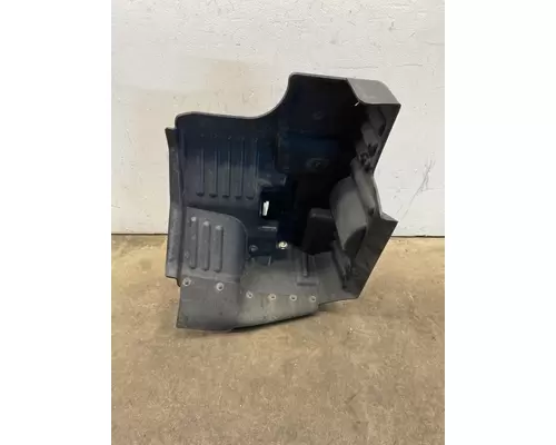 KENWORTH T680 Fender Extension