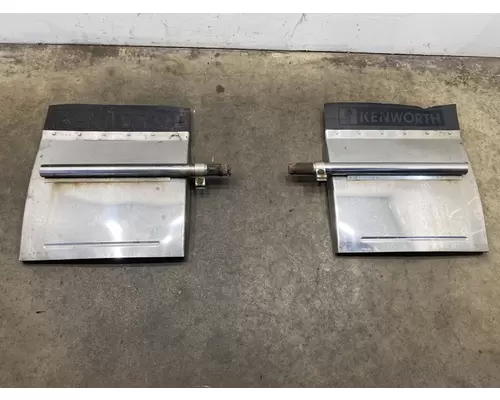 KENWORTH T680 Fender Extension