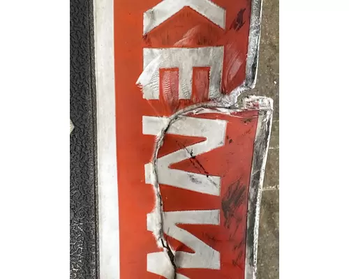 KENWORTH T680 Fender Extension