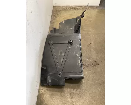 KENWORTH T680 Fender Extension