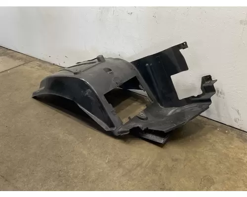 KENWORTH T680 Fender Extension