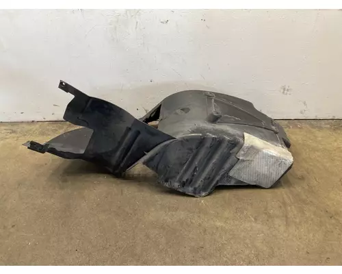 KENWORTH T680 Fender Extension