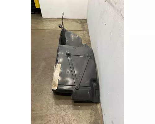 KENWORTH T680 Fender Extension