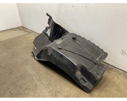 KENWORTH T680 Fender Extension