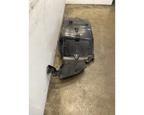 KENWORTH T680 Fender Extension