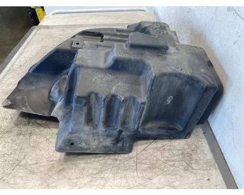 KENWORTH T680 Fender Extension