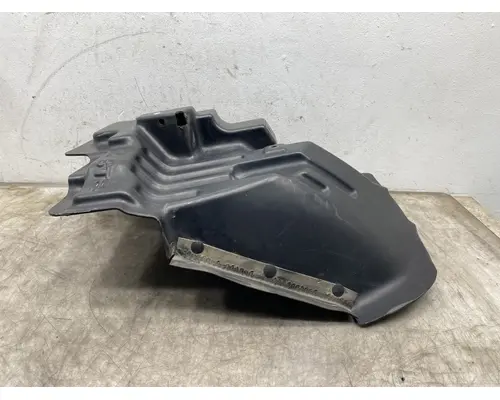 KENWORTH T680 Fender Extension