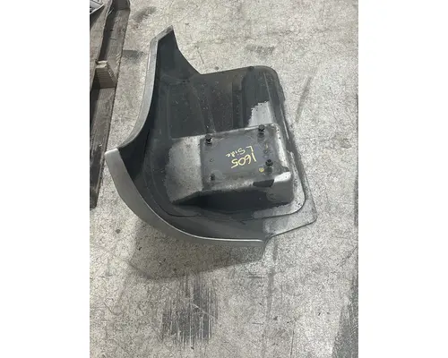 KENWORTH T680 Fender Extension