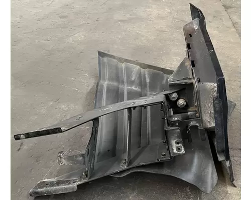 KENWORTH T680 Fender Extension