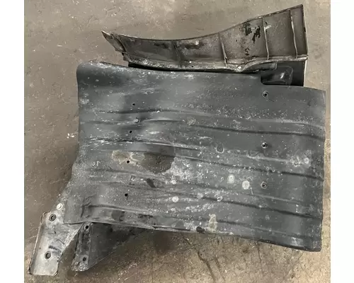 KENWORTH T680 Fender Extension
