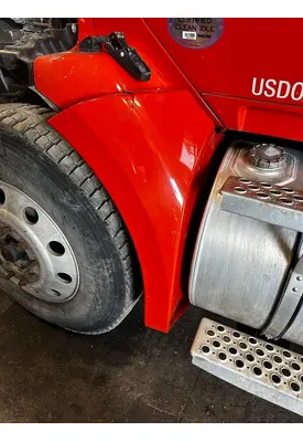 KENWORTH T680 Fender Extension