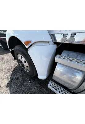 KENWORTH T680 Fender Extension