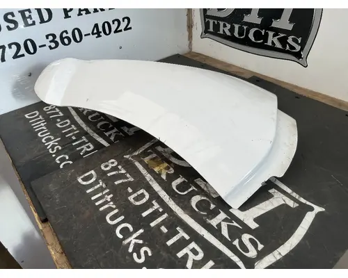 KENWORTH T680 Fender Extension