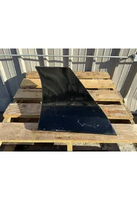 KENWORTH T680 Fender Extension