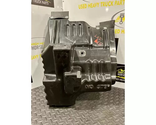 KENWORTH T680 Fender