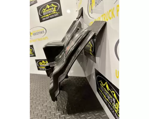 KENWORTH T680 Fender
