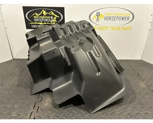 KENWORTH T680 Fender