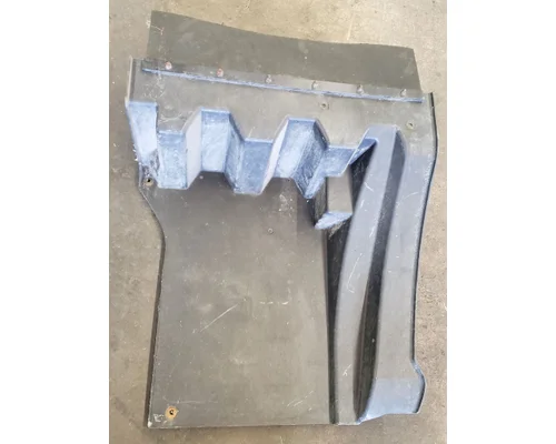 KENWORTH T680 Fender