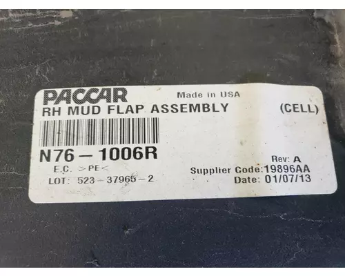 KENWORTH T680 Fender