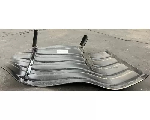 KENWORTH T680 Fender