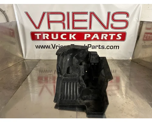 KENWORTH T680 Fender