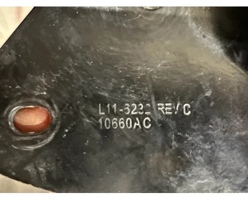 KENWORTH T680 Fender