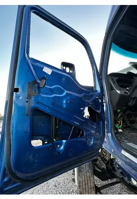 KENWORTH T680 Front Door Assembly