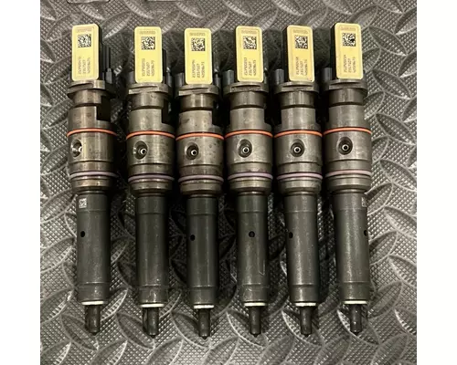 KENWORTH T680 Fuel Injector