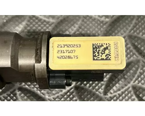 KENWORTH T680 Fuel Injector