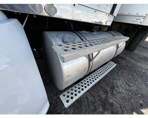 KENWORTH T680 Fuel Tank