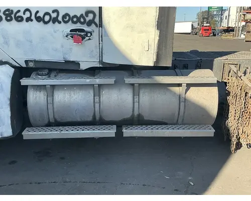 KENWORTH T680 Fuel Tank