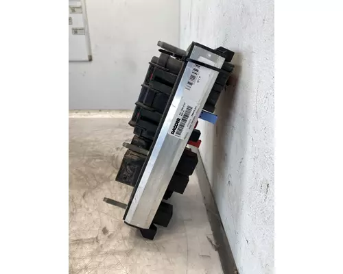KENWORTH T680 Fuse Box