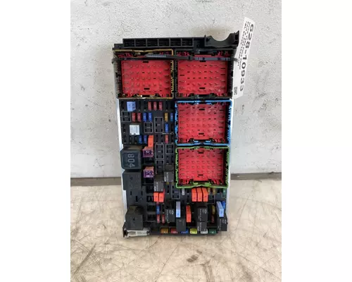 KENWORTH T680 Fuse Box