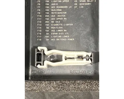 KENWORTH T680 Fuse Box