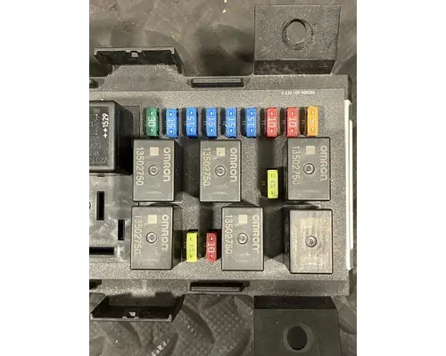 KENWORTH T680 Fuse Box