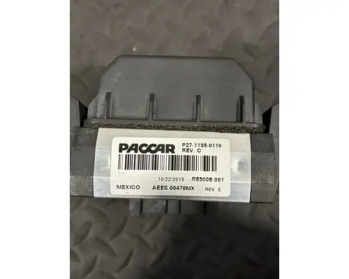 KENWORTH T680 Fuse Box