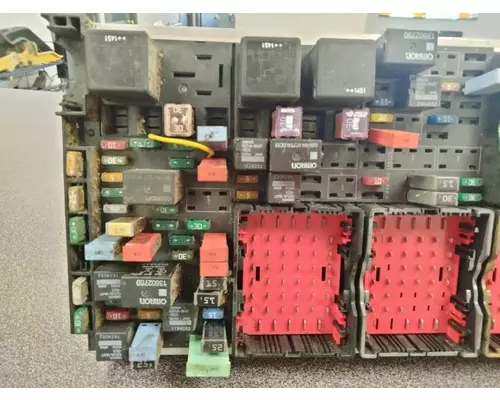 KENWORTH T680 Fuse Box