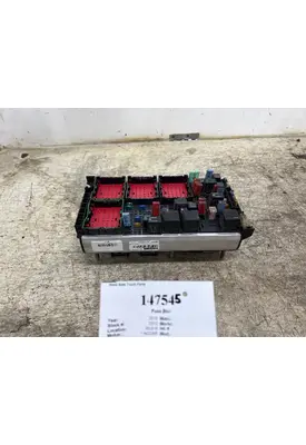 KENWORTH T680 Fuse Box