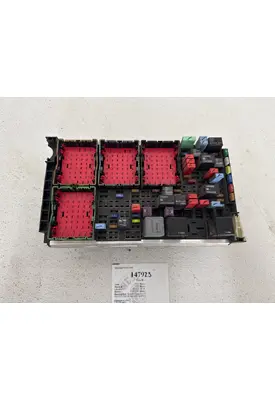 KENWORTH T680 Fuse Box
