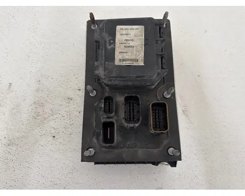 KENWORTH T680 Fuse Box