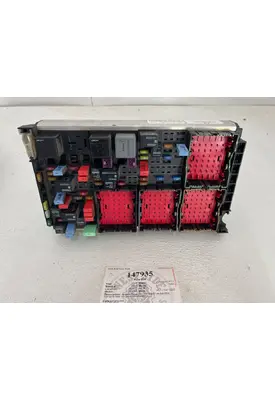 KENWORTH T680 Fuse Box