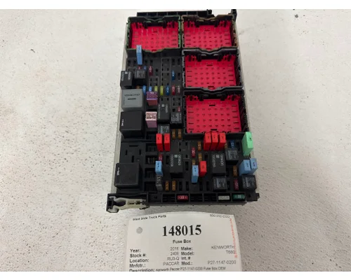 KENWORTH T680 Fuse Box