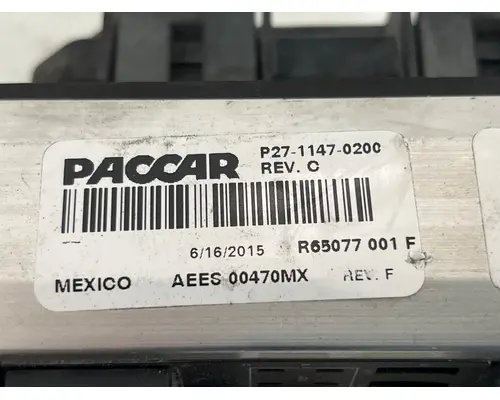 KENWORTH T680 Fuse Box