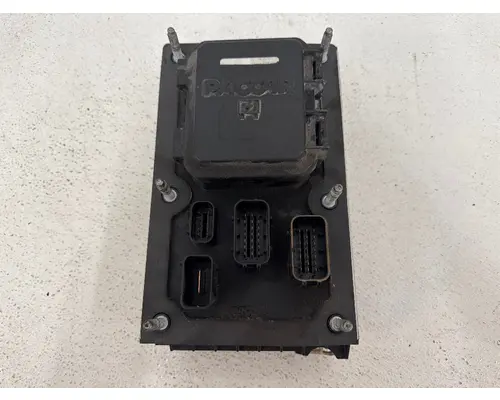 KENWORTH T680 Fuse Box