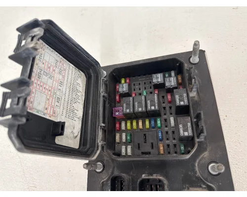 KENWORTH T680 Fuse Box