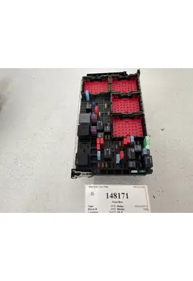 KENWORTH T680 Fuse Box